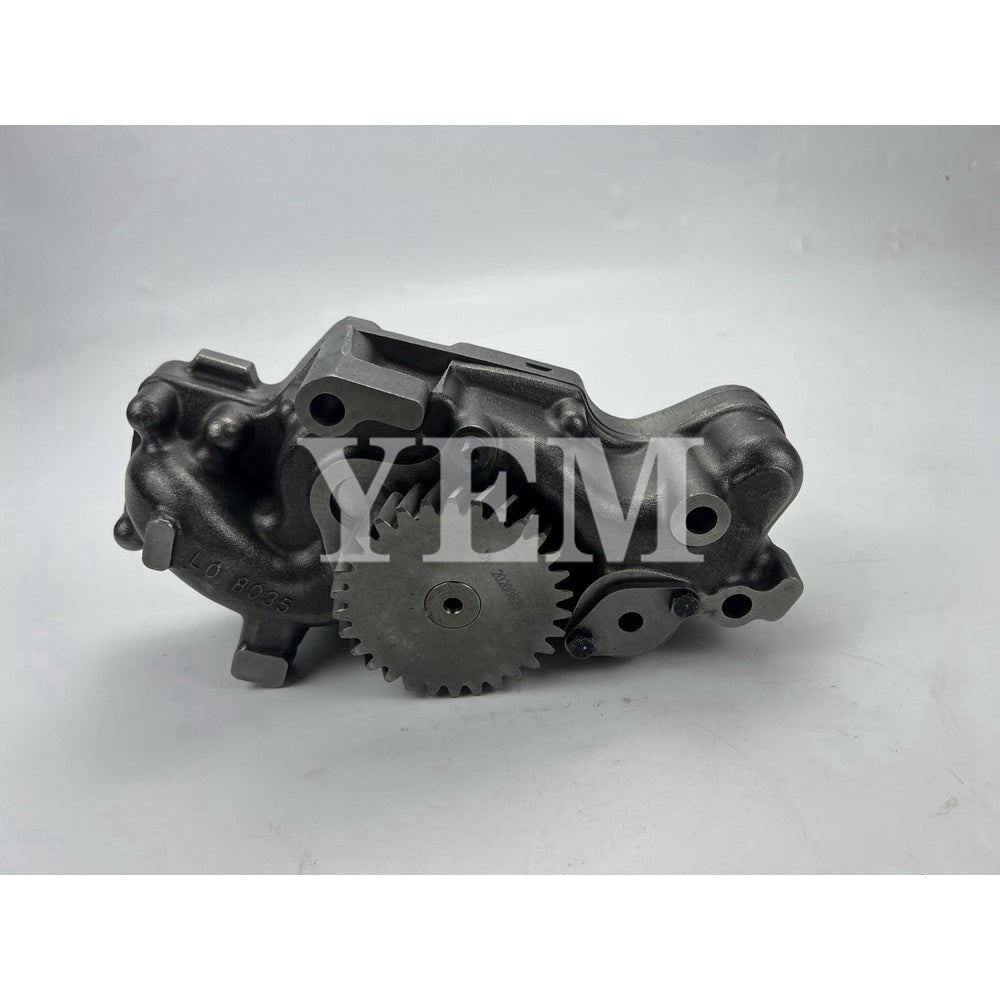 D924 D924T Oil Pump 9889094 30T For Liebherr Excavator R914 R924 R934B Engine