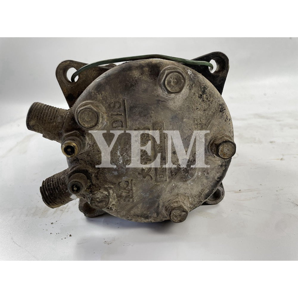 D926T Air Conditioner Compressors 9077136 For Liebherr Engine Parts