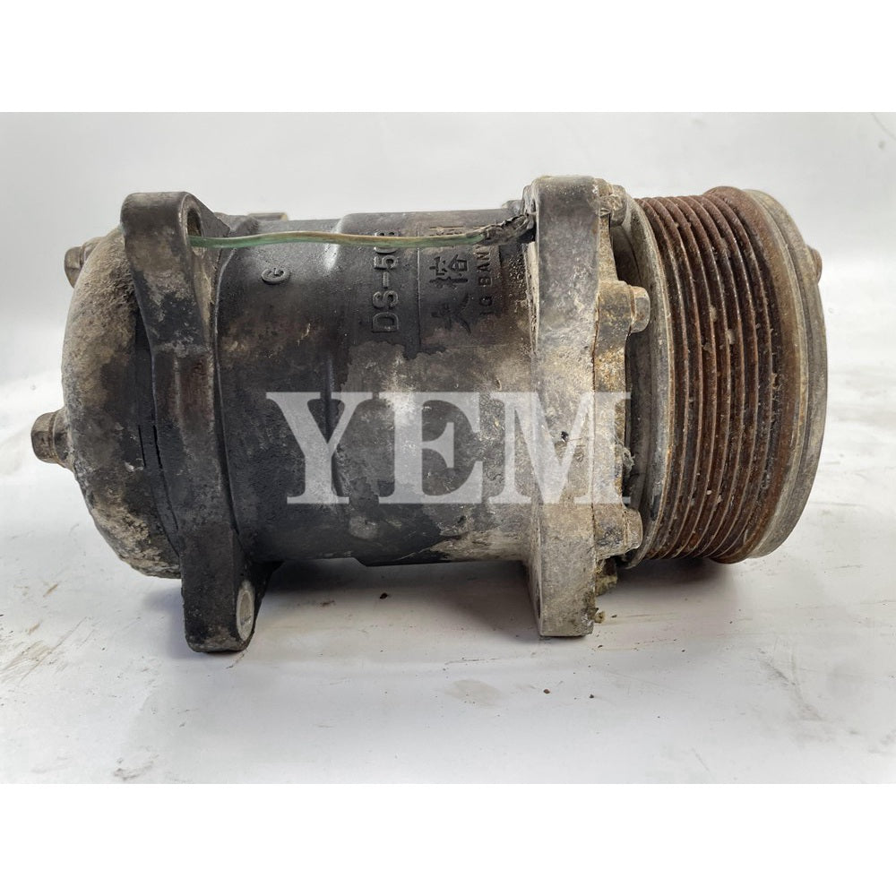 D926T Air Conditioner Compressors 9077136 For Liebherr Engine Parts